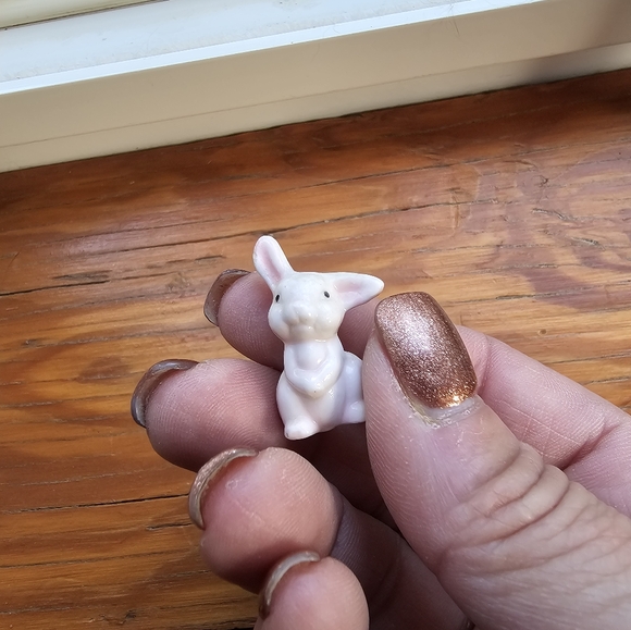 Art | Vintage White Rabbit Figurine Ceramic Albino Himalayan Bunny ...